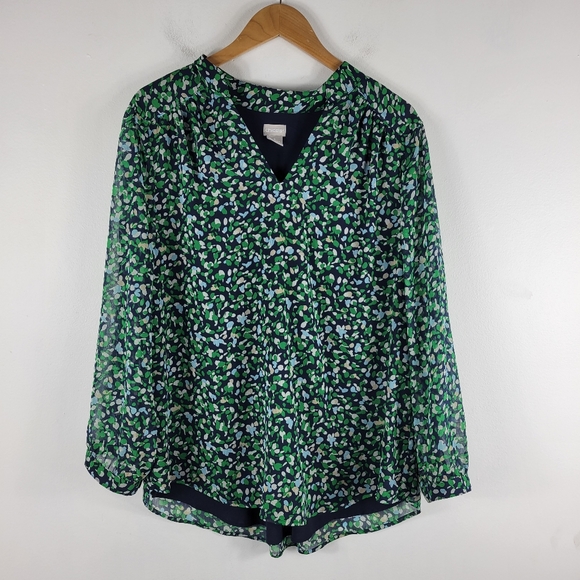Chicos Abstract Dot Ditsy Floral Sheer Sleeve V Neck Round Hem Popover Blouse - Picture 2 of 12